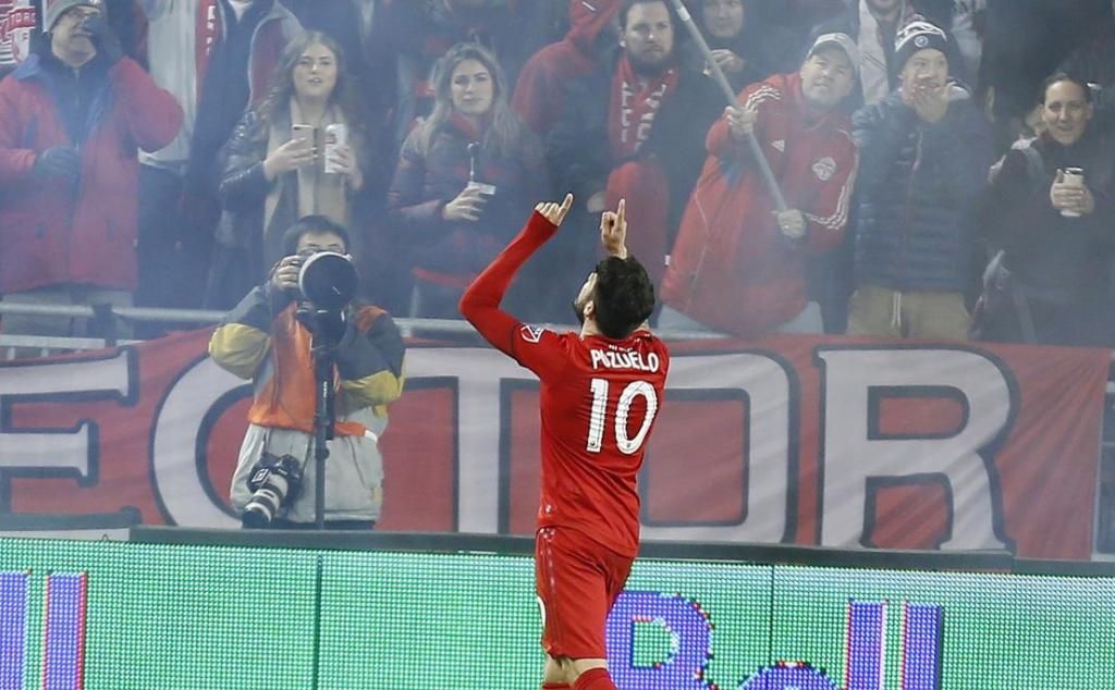 Doblete y asistencia de Pozuelo, en la goleada del Toronto FC