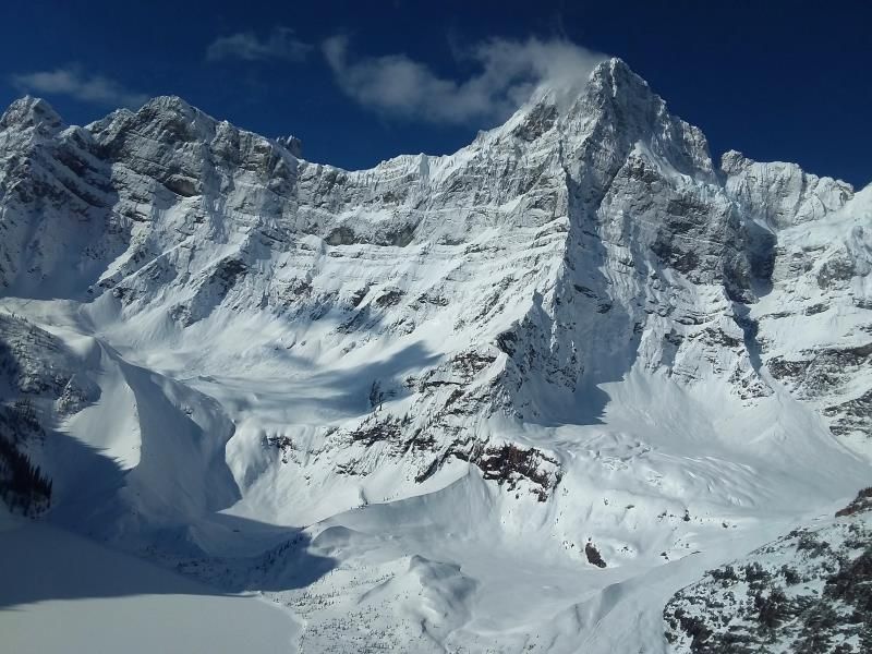 Los alpinistas muertos en Canadá habían alcanzado la cima del Howse Peak