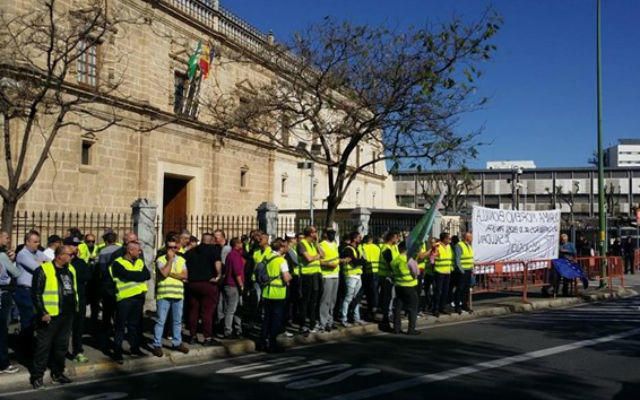 "Caracolada" de taxis este martes por la Ronda Histórica