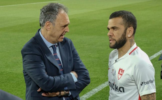 Alves, cerca de renovar con el PSG