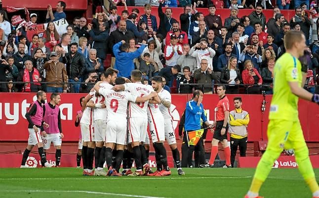 Sevilla F.C. 5-0 Rayo: Mete la quinta marcha y pisa a fondo