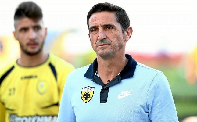 Manolo Jiménez lleva al AEK a la final de la Copa de Grecia
