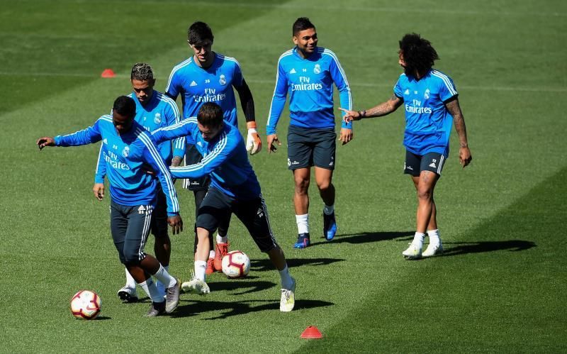 Mariano, Llorente y Ceballos regresan a una lista sin Benzema