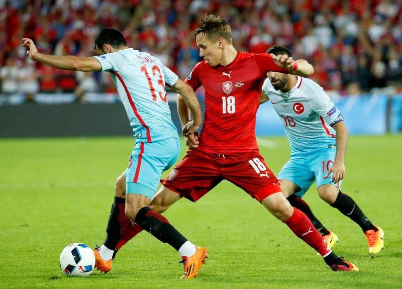 Un muerto y siete heridos del equipo turco Alanyaspor en un accidente de tráfico