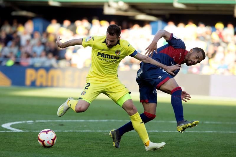 El Villarreal cierra un abril de Champions, pero no garantiza la salvación