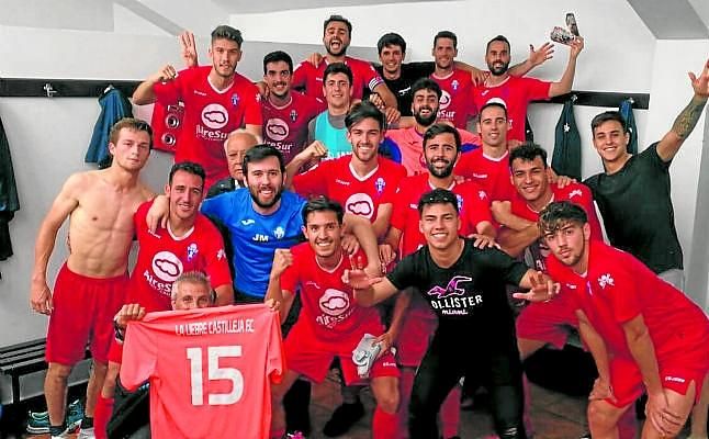 El Castilleja tumba al líder y se mete en ascenso