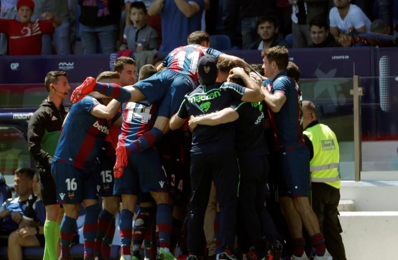 El Levante y el Celta subsisten; el Rayo se hunde