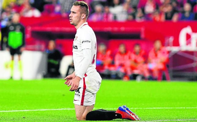 El Sevilla hinca la rodilla ante la adversidad