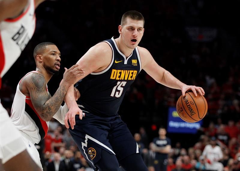 Leonard y Jokic permiten a Raptors y Nuggets recuperar la ventaja de campo