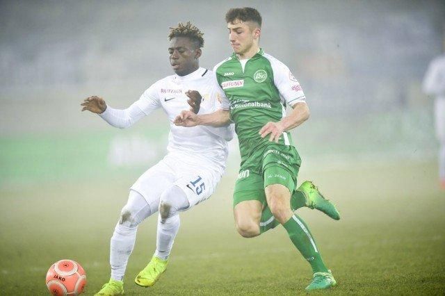 Scouting a Leonidas Stergiou, central de 17 años del Saint-Gallen