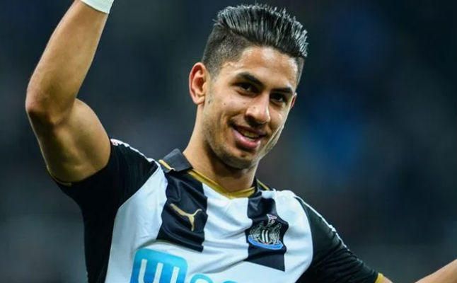 Ayoze reaparece en una nómina dirigida