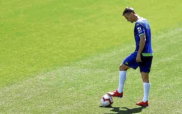 Canales y Barragán siguen al margen