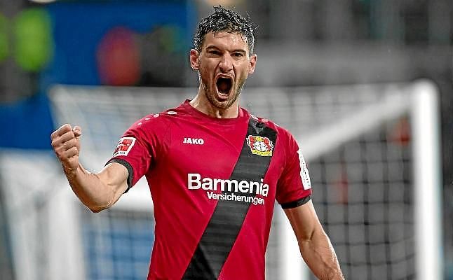 El Betis, con menos fuerza por Lucas Alario