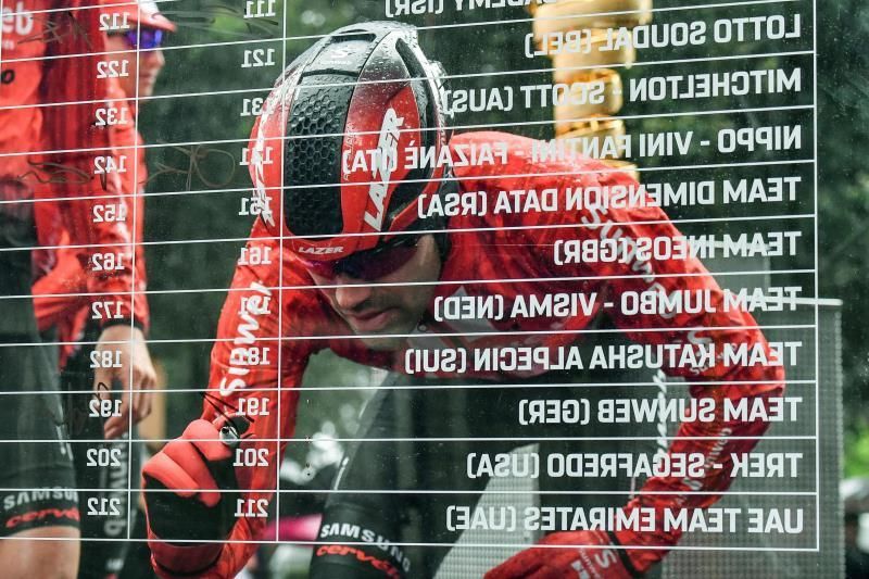 Dumoulin: "Para mí, es terrible dejar el Giro después de meses de preparación"