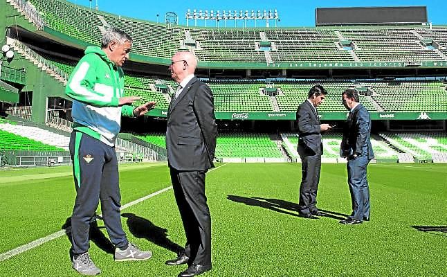 El debate sobre Setién se eleva al consejo