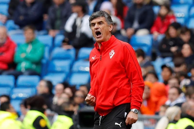 El Eibar espera "dar pronto buenas noticias" sobre continuidad de Mendilibar