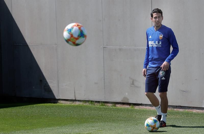 El Valencia llega a Jerez para preparar la final de Copa ante el Barcelona