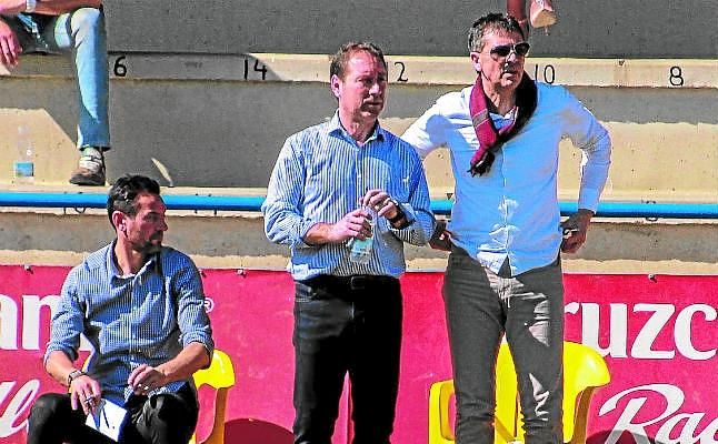 Zúñiga y Fernando Japón no continúan en el Coria