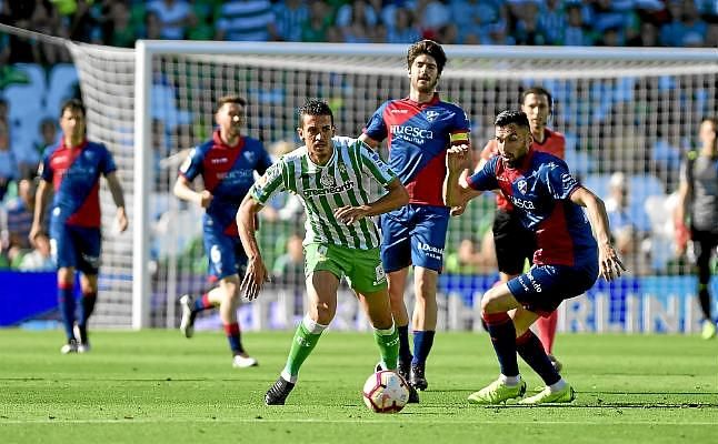 El Betis-Huesca, salpicado por la Operación Oikos
