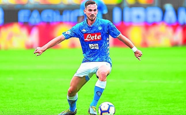 El Nápoles quiere seguir pescando en el Betis