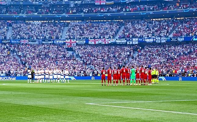 La final de la Liga de Campeones homenajea a Reyes