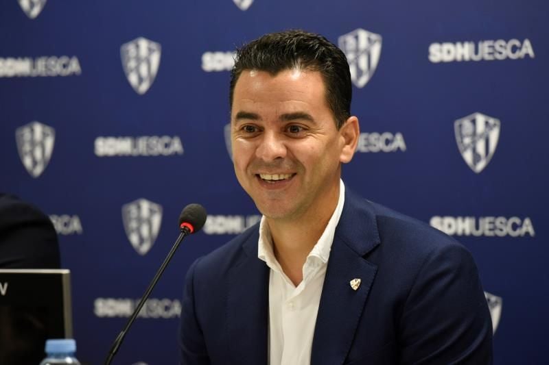 Míchel asegura que llega al Huesca con "mucha ilusión y compromiso"