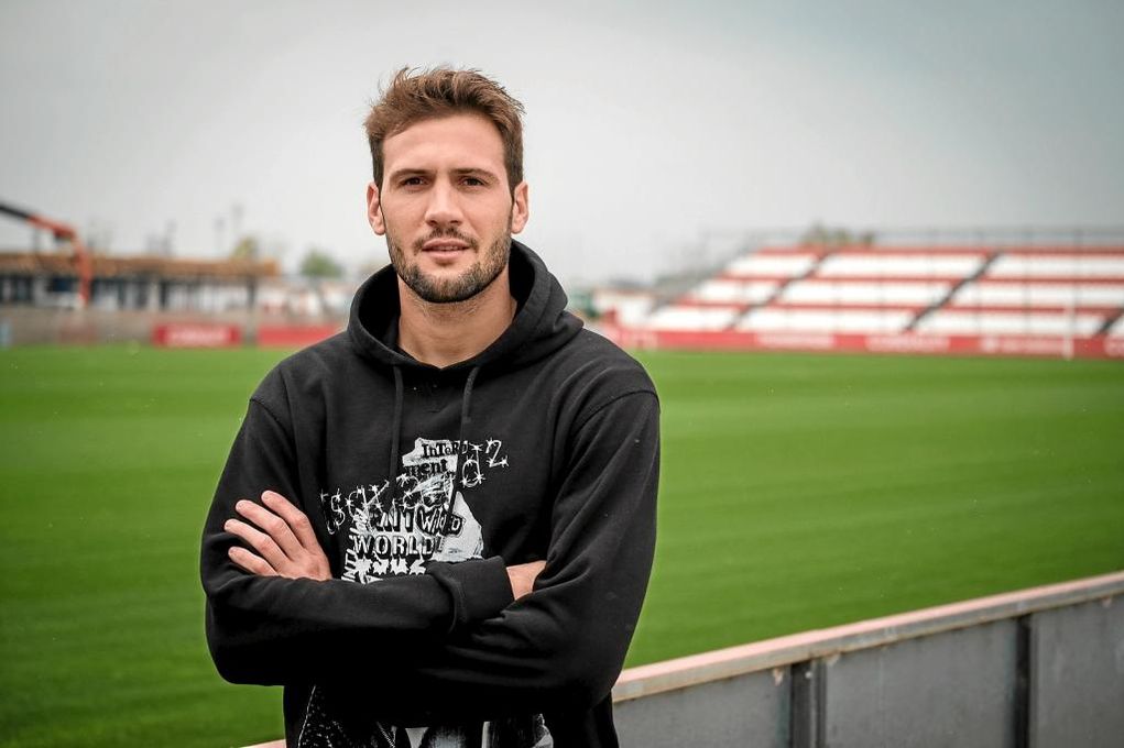 'Mudo' Vázquez: "Quiero cumplir mi contrato con el Sevilla"