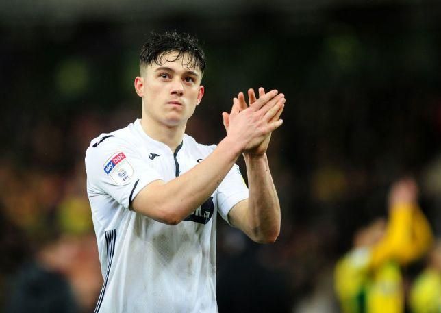 El galés Daniel James ficha por el Manchester United