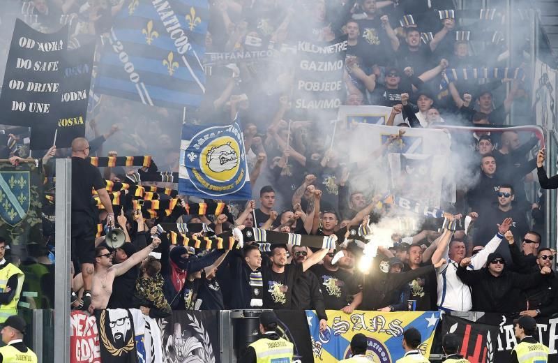 2-1. Italia remonta a Bosnia y marcha con paso firme hacia la Eurocopa