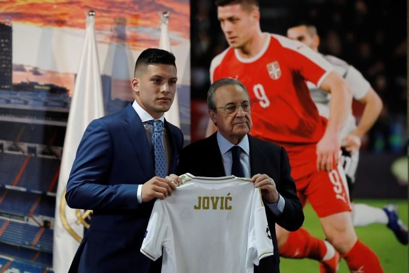 Jovic, el goleador que dormía con la camiseta del Real Madrid