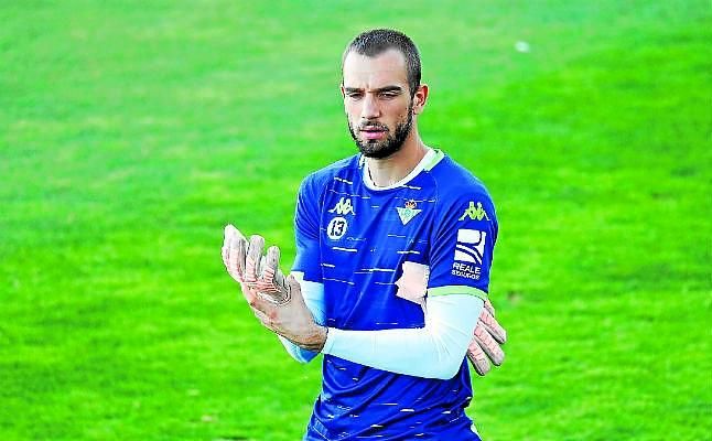 La Roma piensa en Pau López