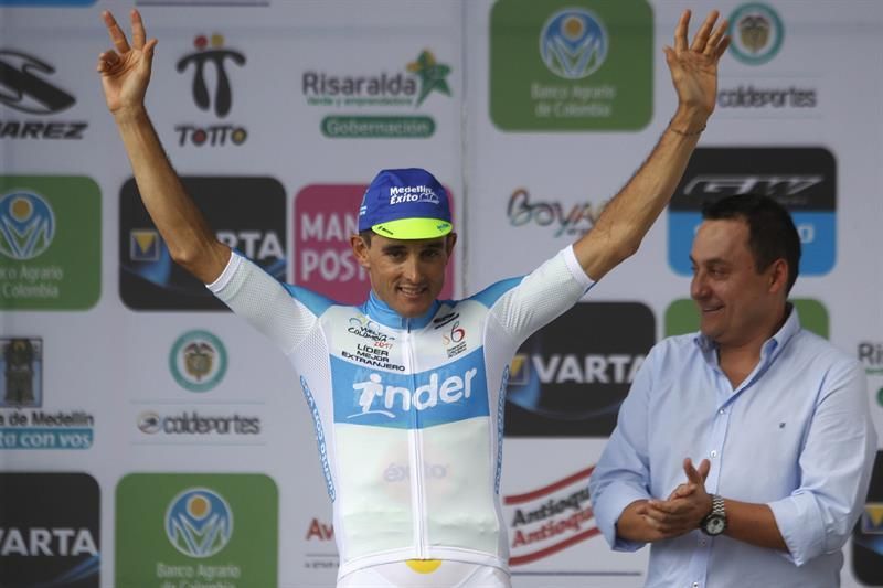 Sevilla gana la contrarreloj y se convierte en el primer líder de la Vuelta a Colombia