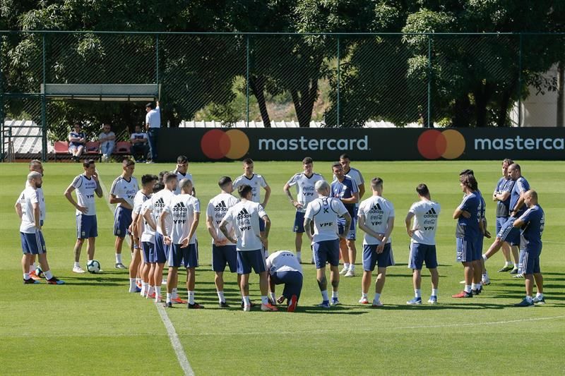 Scaloni: "La Copa para nosotros es como que todavía no empezó"