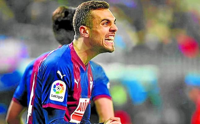 Eibar y Sevilla no ceden por Jordán