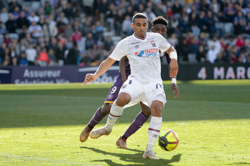 Djiku: "El Sevilla es buen club"