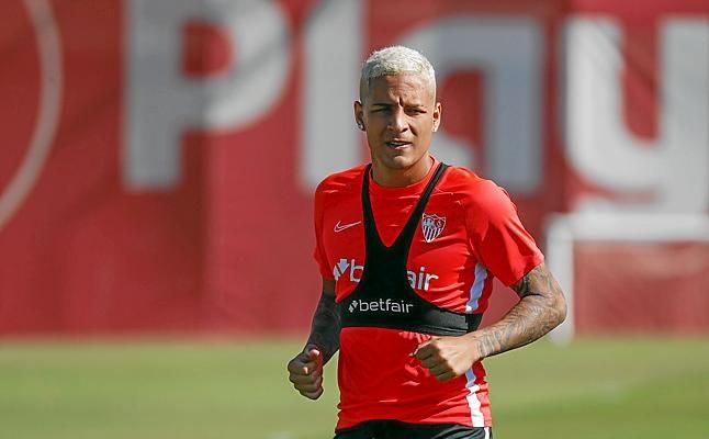 "Arana no quiere volver ahora a Brasil", asegura su padre a ED