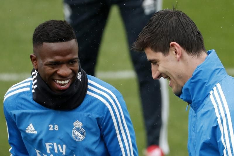 A Vinicius le gustaría jugar en el Madrid con Mbappé y Neymar