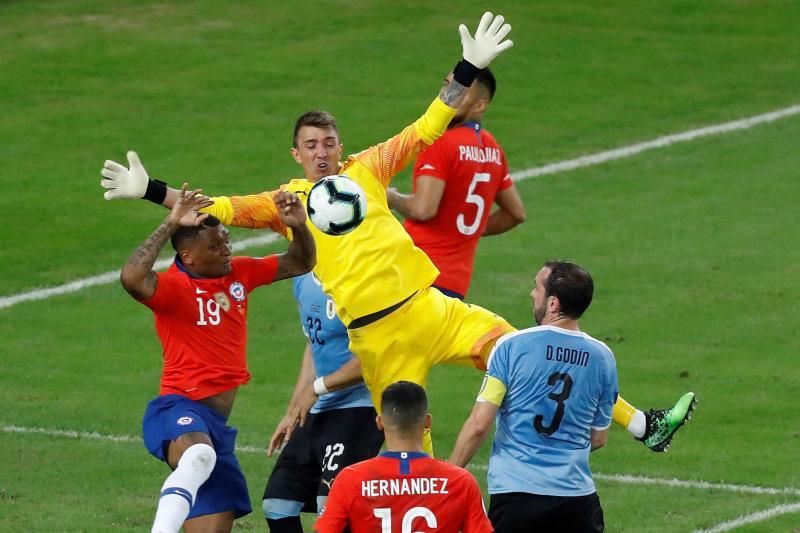 "Ganamos cuando nos tocó jugar a la uruguaya", reconoce Muslera