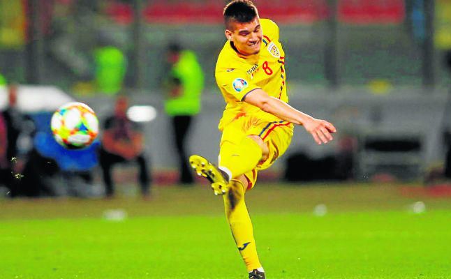 Hagi, en la agenda sevillista, decidirá la próxima semana