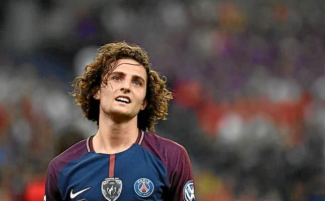 Rabiot llega a Turín para firmar con la Juventus