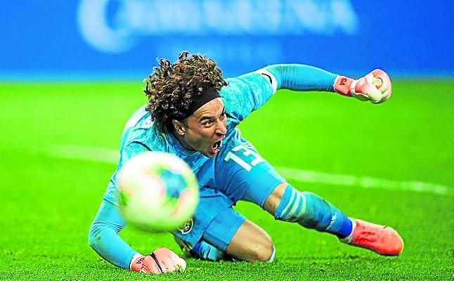 Adrián San Miguel ya es libre; Ochoa, sobre la mesa