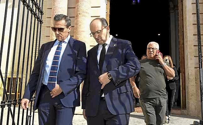 El primo de Reyes sigue grave en la UCI, un mes después del accidente