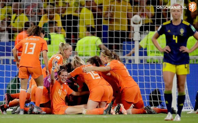 Merel Van Dongen se acuerda del Betis tras su pase a la final del Mundial