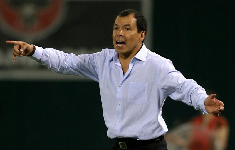 Cruz: Competir con un "figurón" como Maradona "sería una falta de respeto"