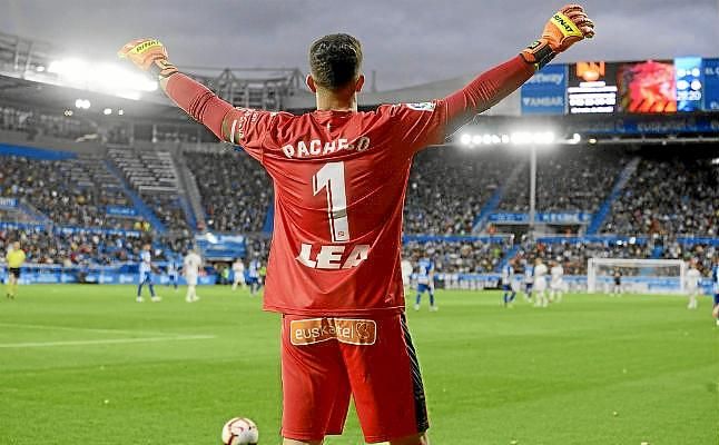 Pacheco, en la agenda de Betis y Sevilla