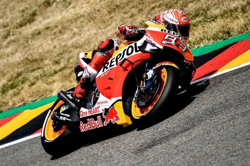 Márquez nueva "pole" con estrategia a tres neumáticos blandos