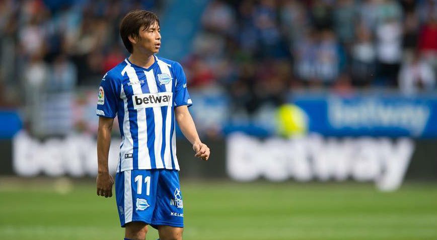El Alavés quiere contar con Takashi Inui, pero no pagará lo que pide el Betis