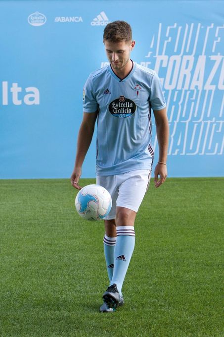 El central Jorge Sáenz, quinto fichaje del Celta