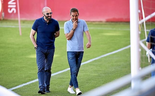 Monchi: "Hay operaciones que aún no han salido"