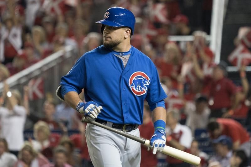 4-3. Schwarber conectó un jonrón y sella la victoria de los Cachorros